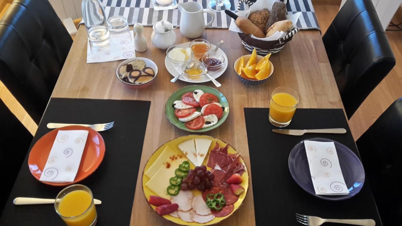 Chalet Trolio Bed & Breakfast Alhendín Екстериор снимка